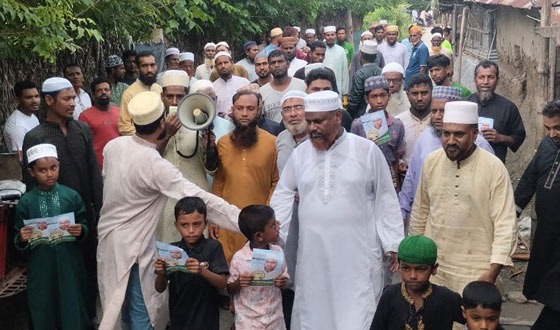 কয়রায় জামায়াত নেতা মাওলানা আবুল কালামের গন সংযোগ