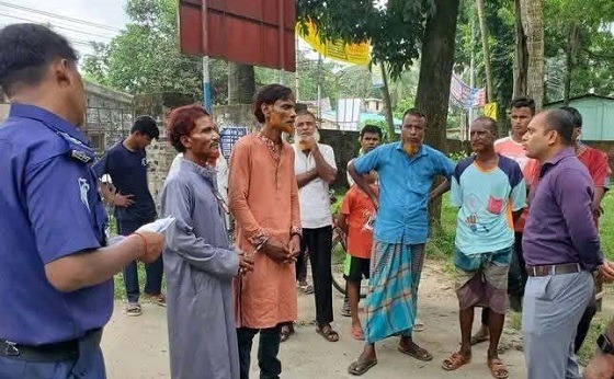 রাজহাসঁ চুরির অপরাধে পার্বতীপুরে দুই বন্ধু’র কারাদণ্ড