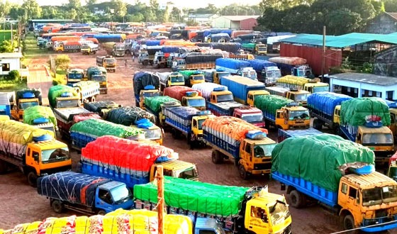 হিলি দিয়ে তিন মাসে ভারতে ৩ হাজার ১০০ টন পণ্য রপ্তানি, ৩০ কোটি টাকা আয়