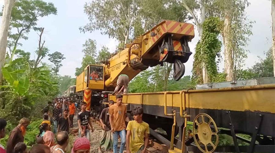 কুড়িগ্রাম এক্সপ্রেস লাইনচ্যুত, ৫ ঘণ্টা পর স্বাভাবিক উত্তরাঞ্চলের ট্রেন যোগাযোগ