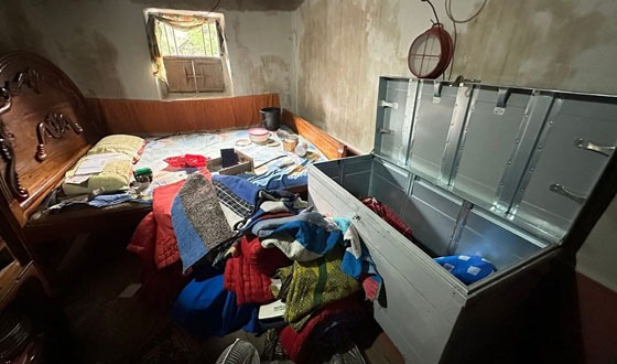 জয়পুরহাটের ক্ষেতলালে সেনা সদস্যেরসহ দুটি বাড়িতে চুরি