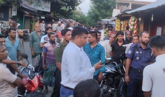 কচুয়া বাজারে মোবাইল কোর্ট পরিচালনা, জরিমানা আদায়