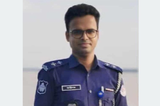 স্ত্রীর বেড়াকলে এসআই কারাগারে : কষ্টে জীবন কাটছে মা-বাবার