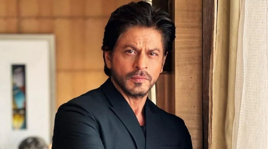 বন্যার্তদের পাশে দাঁড়ালেন শাহরুখ