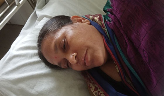 মোল্লাহাটে জমি সংক্রান্ত বিরোধে নারীর ওপর ন্যাক্কার জনক হামলা