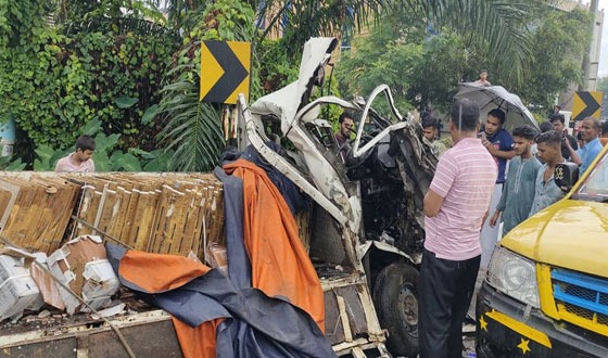 পটিয়ায় পৃথক সড়ক দুর্ঘটনায় নিহত ২