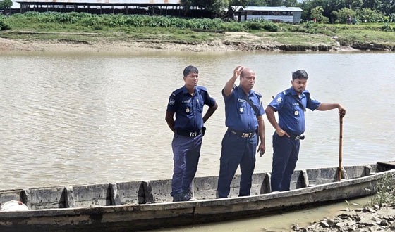 রামুর বাকঁখালী নদী থেকে অজ্ঞাতনামা নারীর মরদেহ উদ্ধার