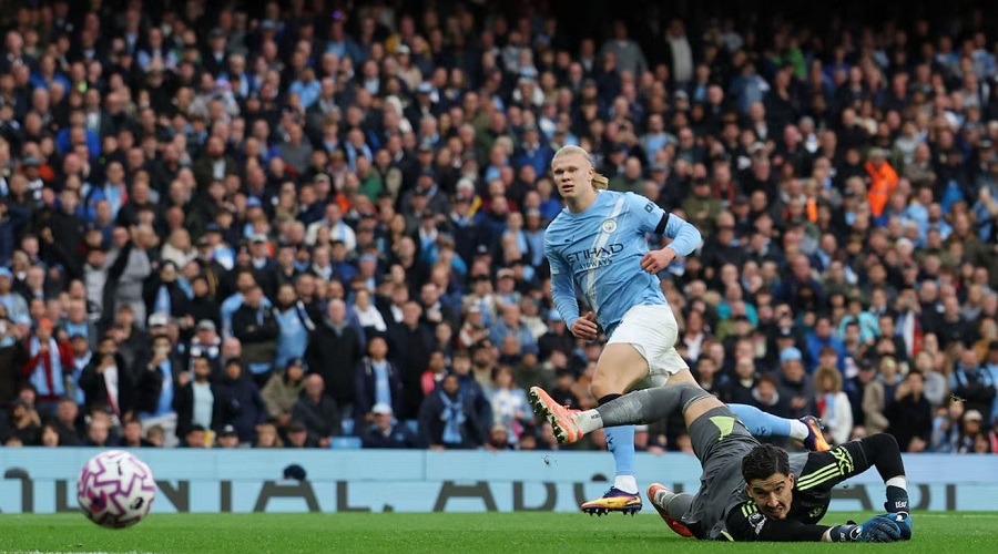 হালান্ডের জোড়া গোলে সিটির দাপুটে জয়