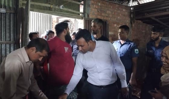 গাবতলীতে স্নিগ্ধ বেকারীতে অভিযান, ৩০ হাজার টাকা জরিমানা