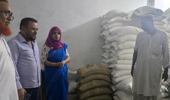 ফরিদগঞ্জে সরকারি চাল জব্দ: ২ ব্যবসায়ীর জেল জরিমানা