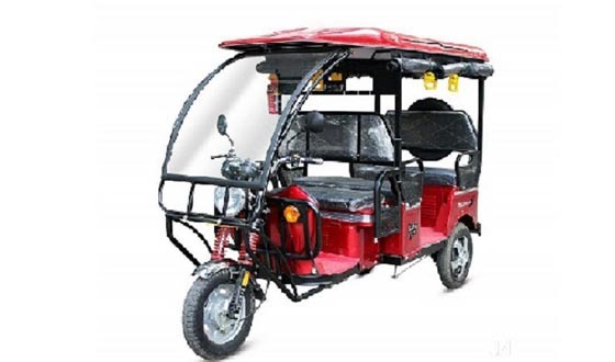 ইজিবাইকে পূর্ণ যাত্রী বহন করলে যানজট কমবে, সাশ্রয় হবে বিদ্যুৎ: কুয়েট এর গবেষণা