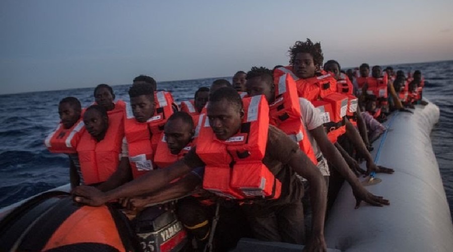 লিবিয়া উপকূলে নৌকাডুবি ও অগ্নিকাণ্ডে ৬১ সুদানি শরণার্থীর মৃত্যু