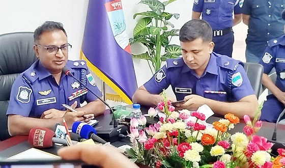 নড়াইলে সাংবাদিকদের সঙ্গে পুলিশ সুপারের মতবিনিময়