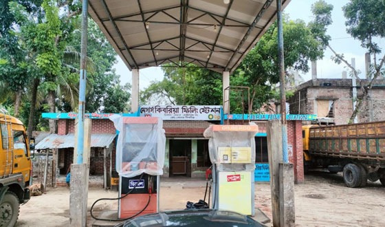 শার্শায় বিএনপি নেতার বিরুদ্ধে পেট্রোল পাম্প দখলের অভিযোগ