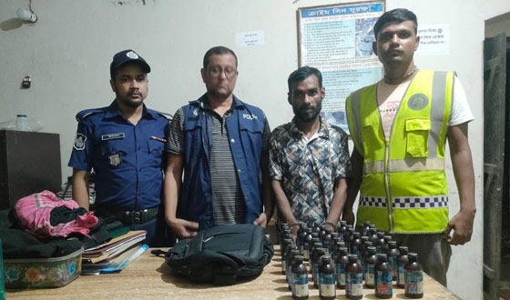কমলগঞ্জে ৪০ বোতল ফেন্সিডিলসহ আটক ১