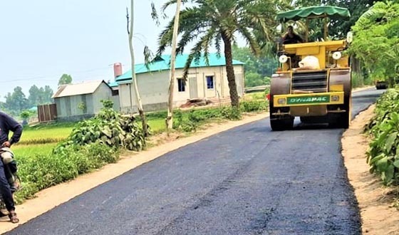 টাঙ্গাইল এলজিইডি রোলার ভাড়ায় ফের দেশ সেরা