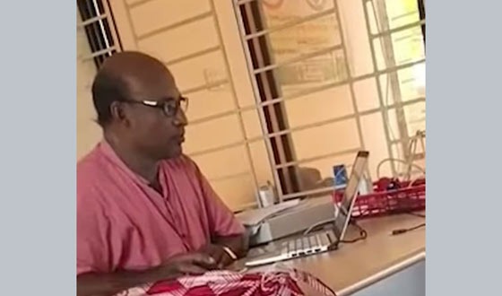 ঘুষ গ্রহণের ভিডিও দেখিয়ে চাঁদাবাজি, বিএনপি-জামাতের পাল্টাপাল্টি দোষারোপ