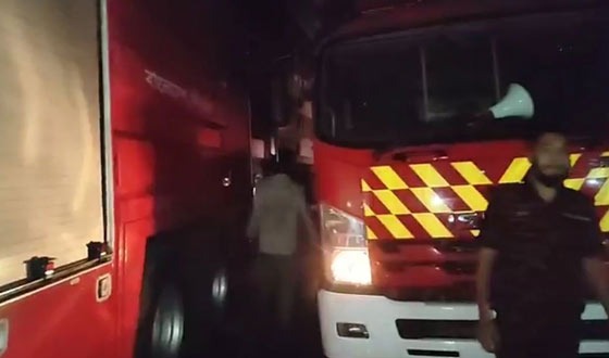 চট্টগ্রাম সিটি করপোরেশনের ওয়ার্ড কার্যালয় ও হাসপাতালের গুদামে আগুন