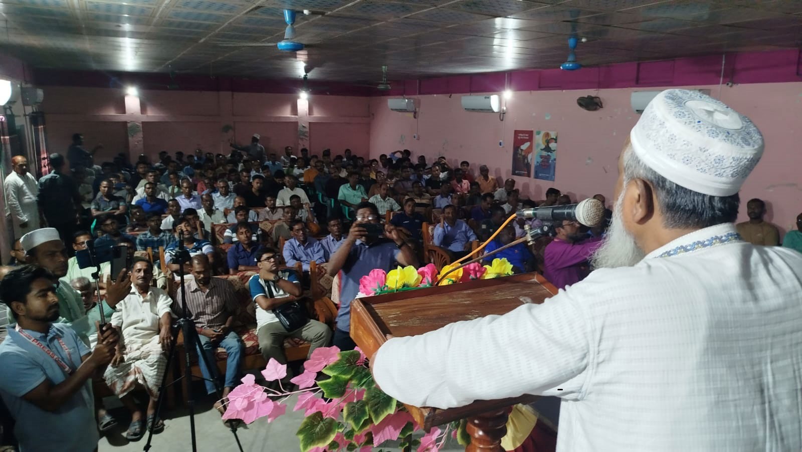 শান্তি ও সম্প্রীতির বার্তা ছড়িয়ে তালায় দুর্গাপূজা উপলক্ষে সম্প্রীতি সভা