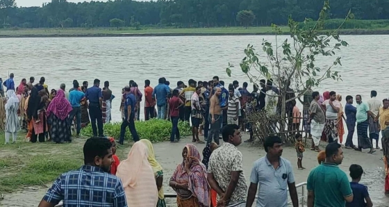 গোদাগাড়ীতে নৌকাডুবিতে নিখোঁজ আরও ২ জনের মরদেহ উদ্ধার