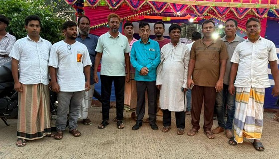 পোরশায় বিভিন্ন পূজামন্ডপ পরিদর্শনে উপদেষ্টা পাহিন