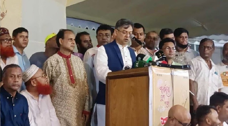 আমরা কেউ সম্প্রদায় নই, সবাই নাগরিক: সালাহউদ্দিন আহমদ