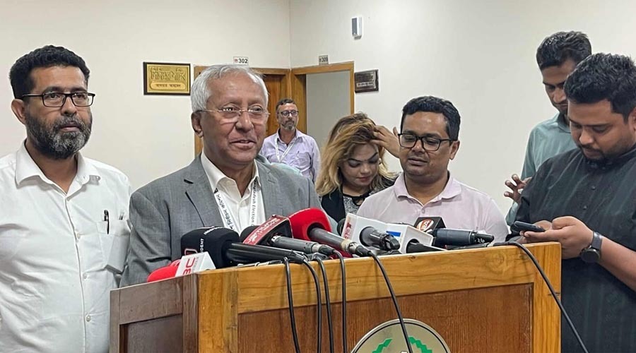 যাচাই-বাছাই শেষে দুটি দলকে নিবন্ধনের যোগ্য ঘোষণা করল ইসি