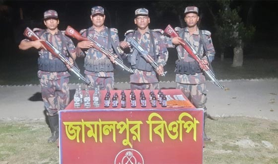 দৌলতপুর সীমান্তে ভারতীয় মাদক ও ঔযধ উদ্ধার