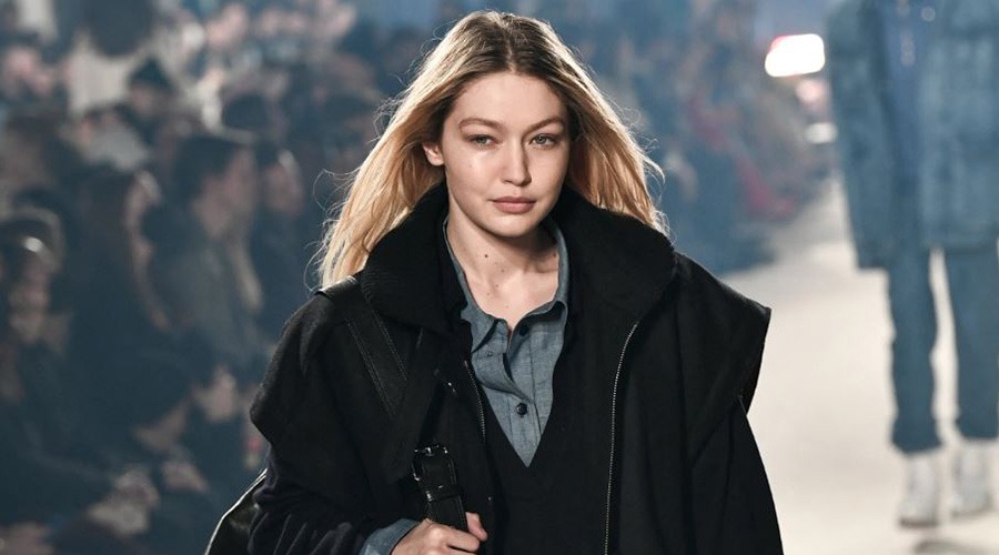 এপস্টেইন ফাইলে নিজের নাম নিয়ে যা বললেন জিজি হাদিদ