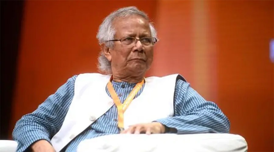 সাবেক প্রধান উপদেষ্টা ইউনূসসহ সব উপদেষ্টার দেশত্যাগে নিষেধাজ্ঞা চেয়ে নোটিশ