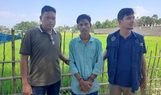 কক্সবাজারে মায়ের পরকীয়া প্রেমিককে পিটিয়ে হত্যা, ছেলে আটক