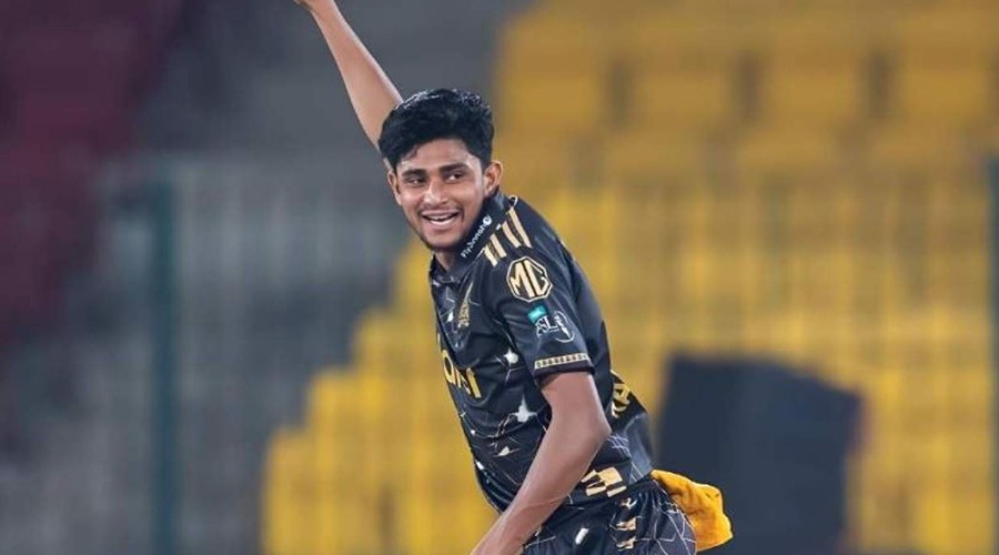 পিএসএলে নতুন রেকর্ড গড়লেন নাহিদ রানা