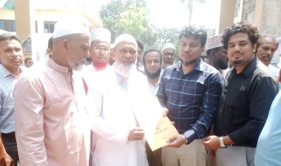 অভয়নগরে স্বাস্থ্য কমপ্লেক্স পরিদর্শনে এমপি গোলাম রসুল