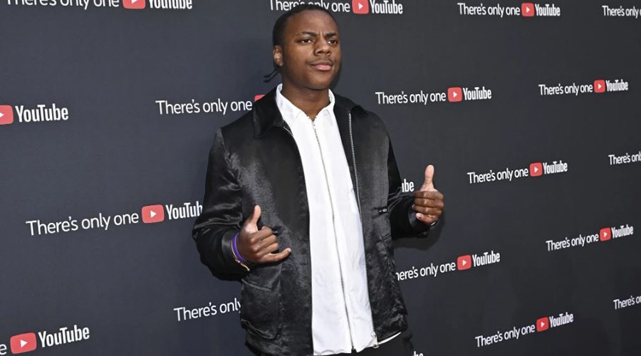 এবার রূপালী পর্দায় অভিষেক হতে যাচ্ছে আইশোস্পিডের