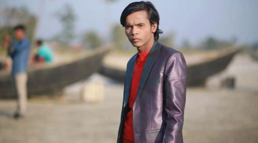 মনের মানুষ খুঁজতে কক্সবাজারে গেলো হিরো আলম