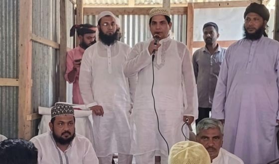 বরিশালে সরকারি টাকা আত্মসাতের অভিযোগে পোস্টারিং