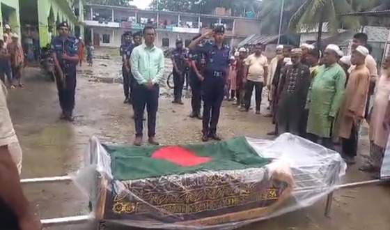 বীর মুক্তিযোদ্ধা আব্দুল গাফফার মিয়ার রাষ্ট্রীয় মর্যাদায় দাফন সম্পন্ন