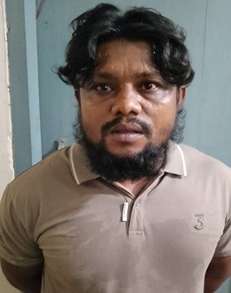দৌলতপুরে পুলিশের বিশেষ অভিযান