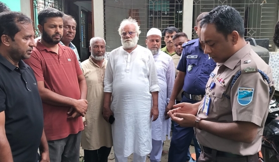কাপাসিয়ায় যুবদলের আহ্বায়কের বাড়িতে দুর্বৃত্তদের বোমা হামলা
