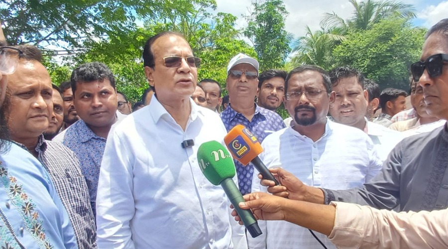 বাঁশখালীকে বন্যামুক্ত করতে সব ধরনের পদক্ষেপ নেওয়া হবে: ত্রাণমন্ত্রী