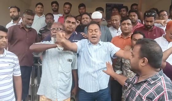 ফ্যামিলি কার্ডের কর্মী নিয়োগে অনিয়মের অভিযোগ, বিএনপির বিক্ষোভ