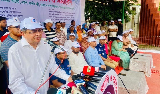 মাদকের বিরুদ্ধে ‘কঠোর অভিযানে কাউকে ছাড় নয়: গৃহায়নমন্ত্রী