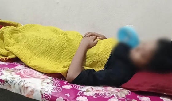 দৌলতপুরে চিকিৎসক-নার্স ছাড়াই চিকিৎসার অভিযোগ
