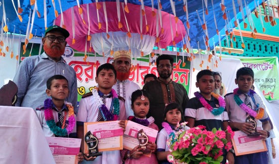 মেলান্দহে কৃতি শিক্ষার্থীদের সংবর্ধনা