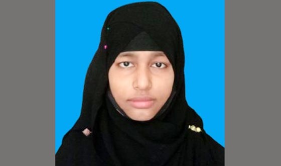 ঝিকরগাছায় ভ্যানচালকের মেয়ে নুরজাহান উচ্চশিক্ষা নিয়ে দুশ্চিন্তায়