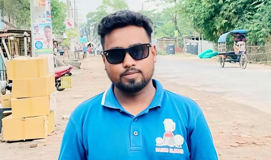 কালিগঞ্জে ট্রাকচাপায় যুবকের মৃত্যু