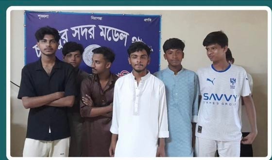 চাঁদপুরে কাঙালি ভোজের আয়োজনকালে ৯ ছাত্রলীগ নেতাকর্মী আটক