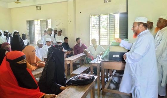 গফরগাঁওয়ে শিক্ষার মান উন্নয়নে অভিভাবকদের সাথে মতবিনিময়