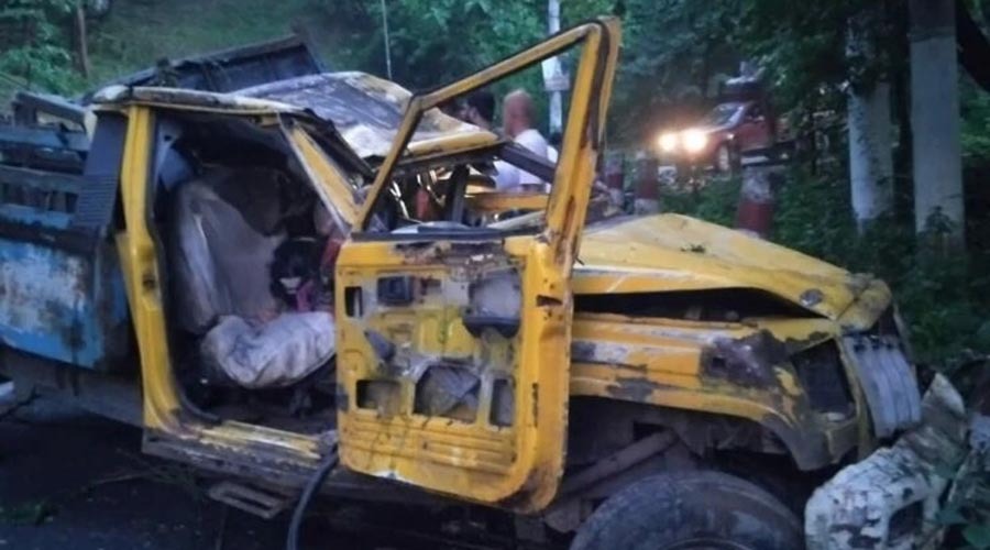 রাঙামাটিতে নিয়ন্ত্রণ হারিয়ে পিকআপ দেয়ালে ধাক্কা, নিহত ৪