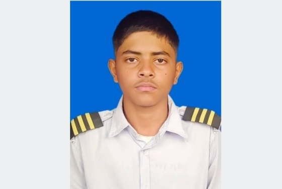 কাপাসিয়ায় স্কুলের টিফিনে শিক্ষার্থী নিখোঁজ : পাশের বাড়ির ছাদ থেকে রক্তমাখা জামা-জুতা উদ্ধার